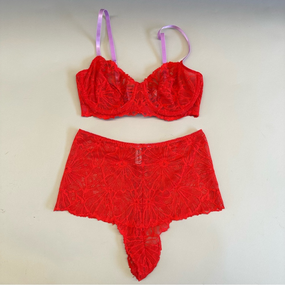 DORALARSEN stretch-lace soft-cup underwired bra and recycled lace and briefs set